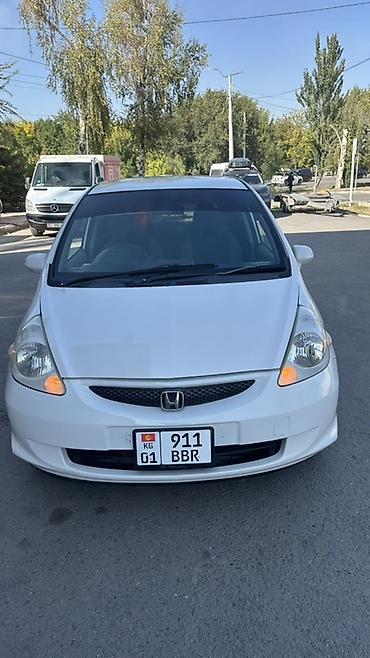 Продажа авто: Honda Fit: 2003 г., 1.3 л, Вариатор, Бензин, Хэтчбэк — 3