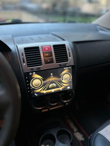 Hyundai: Hyundai Getz, gümüşü rəng Texniki xüsusiyyətlər: - Yanacaq növü — 12