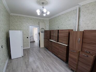 Mətbəx mebeli: Metbex mebeli 450 azn satilir‼️ustunde yalniz qaz verilir unvan hezi