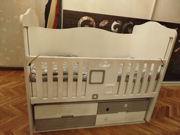 Gəzinti arabaları: Oğlan və qız üçün, Beşik