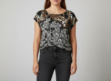Blouses: Women's blouse, size 2XL