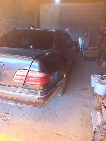 унаа бишкек авторынок: Mercedes-Benz E-Class: 1996 г., 2.8 л, Кол менен иштөөчү, Бензин, Седан — 5