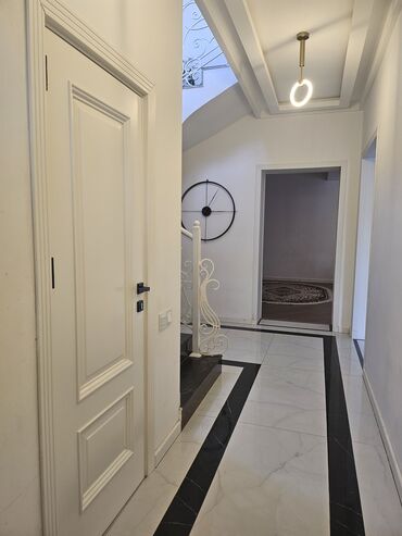 Həyət evləri və villaların satışı: 5 otaqlı, 210 kv. m, Kredit var, Yeni təmirli -da lalafo.az — 32 Həyət evləri və villaların satışı: 5 otaqlı, 210 kv. m, Kredit var, Yeni təmirli — 32