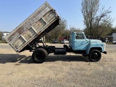 Yük maşınları: Yük maşını – GAZ (kabinə və ön hissə klassik GAZ-53/52 tipli), arxa — 6