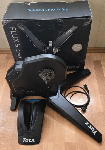 велосипед фикс: Продаю велосипедный станок Tacx Flux S Smart с возможностью