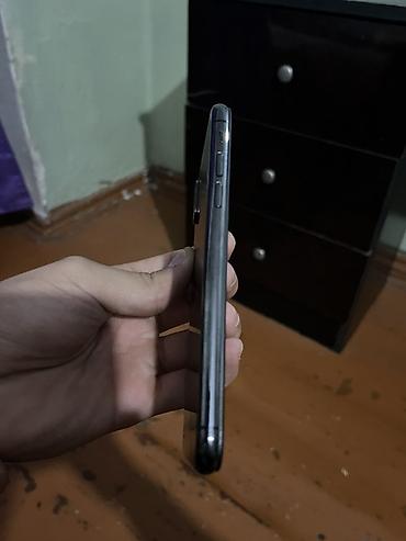 iphone x7: IPhone X, Qara, Face ID — 1