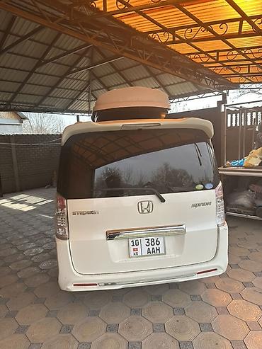 Honda: Honda Stepwgn: 2011 г., 2 л, Вариатор, Бензин, Минивэн — 12