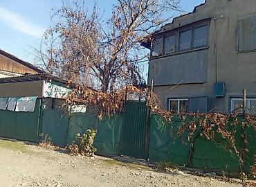 модульный дом 2 комнаты: Продам две дачные дома с участком десять сотых: 1, двух этажное — 1