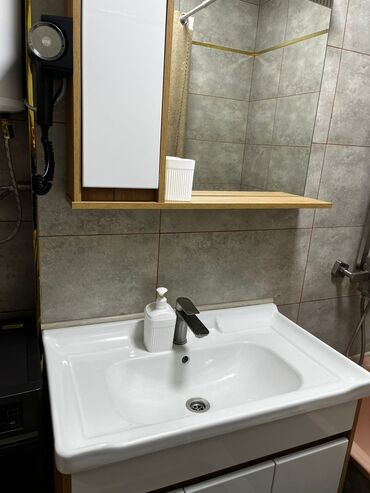 Посуточная аренда квартир: 1 комната, Банные принадлежности, Парковка, Бронь — 13