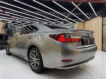 машины китайские: Lexus ES: 2017 г., 2.5 л, Вариатор, Гибрид, Седан — 5