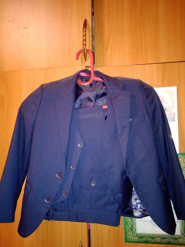 мужские классические костюмы: Костюм цвет - Синий