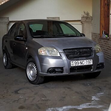 volkswagen polo 2007 1.2: Chevrolet Aveo: 1.4 l | 2007 il 260000 km Sedan