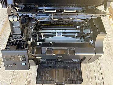 8 mart sekilleri cekmek: Printer cemi 937 sehife çap edib ideal veziyyetedir çap,skan,kopiya — 2