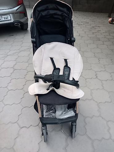 детская коляска б: Отличное состояние ничо не сломано
цена окончательно — 4