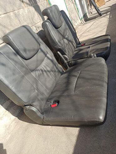 Транспорт: Продаю на 3й ряд сидений на GX470