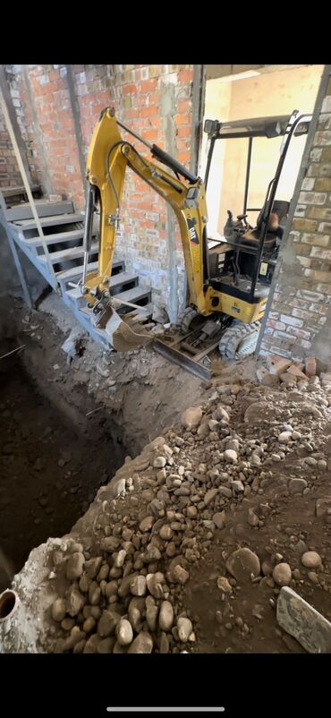 Услуги экскаватора: Экскаватор | Водопровод, Выкорчевывание пней, Демонтаж — 2