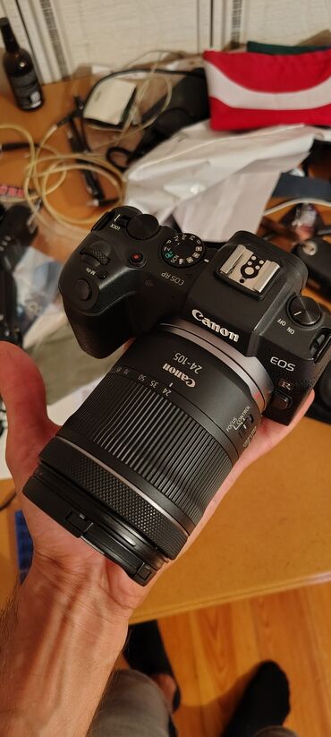 Fotokameralar: Canon EOS RP Body + Kit Lens 24-105 RF lens Profesional 'Fullframe