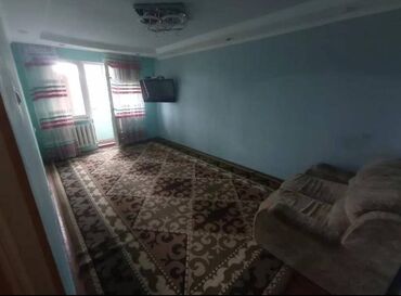 сдается 2 комнатная квартира в джале: 2 бөлмө, 42 кв. м, 104-серия, 2 кабат, Косметикалык ремонт