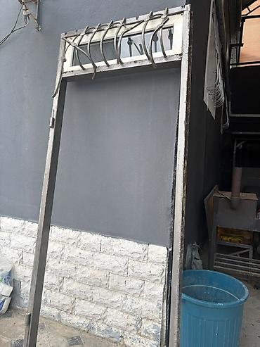 Dəmir ev qapısj eni99 uzunluğu 2.03 100 manata