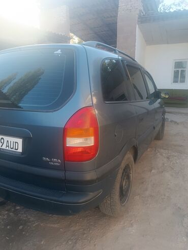 Opel Zafira: 2000 г., 1.6 л, Механика, Бензин, Минивэн