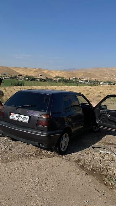китайские мини авто: Volkswagen Golf: 1994 г., Хэтчбэк — 4