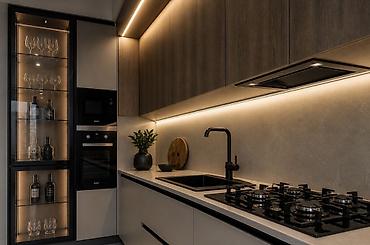 silver kitchen: Кухня угловая современная с подсветкой и встроенной техникой - — 2