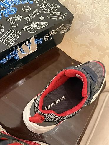 Uşaq dünyası: Rəng - Göy Krossovkalar, Skechers, Ölçü: 34, Oğlan üçün — 2