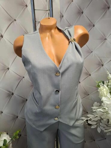 Kompleti: Komplet pantalone i prsluk 3900 — 2