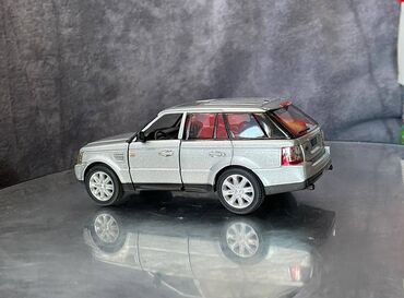 Avtomobil modelləri: 2006 il, 1:35, Dəmir, Ödənişli çatdırılma — 13