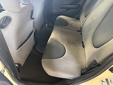 Haima: Honda Fit: 2004 г., 1.3 л, Автомат, Бензин, Хэтчбэк — 7