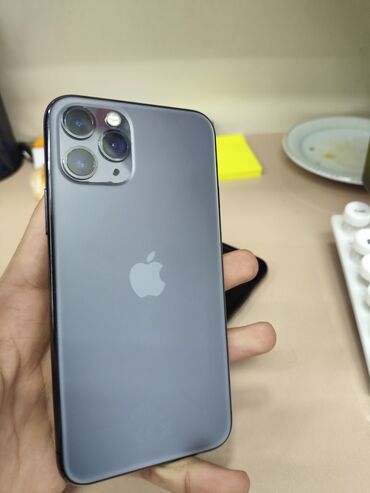 Apple iPhone: IPhone 11 Pro, 64 GB, Zəmanət, Face ID, Sənədlərlə