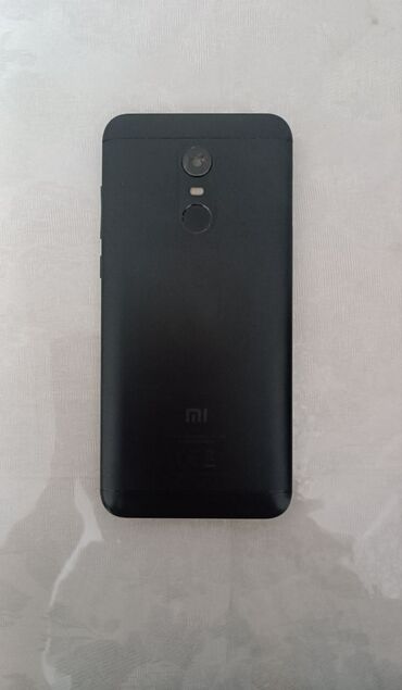 водонепроницаемый телефон: Xiaomi, Redmi 5 Plus, Б/у, 64 ГБ, цвет - Черный, 2 SIM