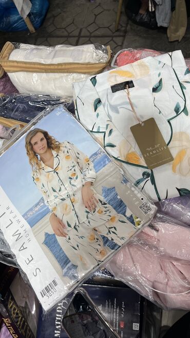 Другая женская одежда: Пижамы
Халаты Орто Сай — 13