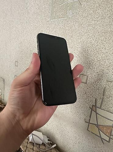 Apple iPhone: IPhone X, 64 GB, Qara — 4