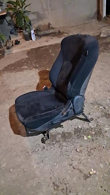 niva pikap satilir: Avtomobil ön oturacağı Vassap aktivdir tam işlək haldadır sadəcə — 4