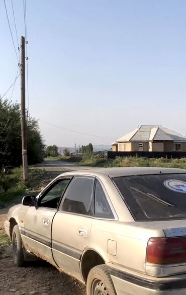 Mazda: Mazda 626: 1988 г., Механика, Бензин, Седан — 7