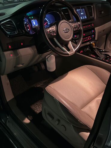 Kia: Kia Carnival: 2019 г., 2.2 л, Автомат, Дизель, Минивэн — 4