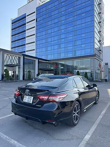 Toyota: Toyota Camry: 2018 г., Гибрид, Седан — 4