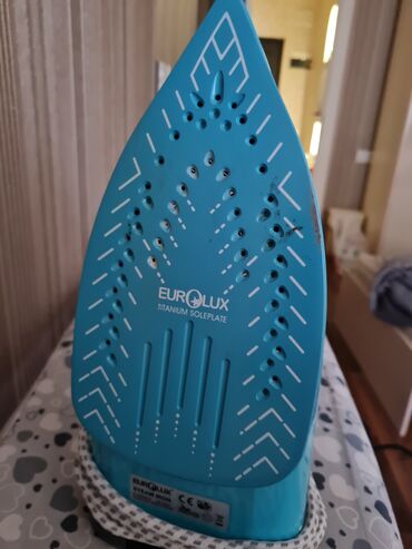 fensiz saç duzlesdirmek: Паровой утюг, Eurolux, Нет кредита