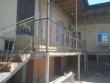 Barmaqlıqlar: Pəncərələr üçün qızılı rəngdə, dəmir barmaqlıqlar. Dekorativ — 16