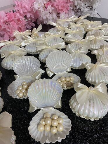 Бонбоньерки: Изящная бонбоньерка в виде перламутровой ракушки, идеально подходящая — 7