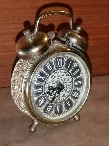 sup daska: BLESSING German Alarm Clock Double Bell Gold Tone 1960's Vintage