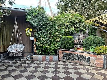 Продажа коттеджей и домов: 🏡 ПРОДАЁТСЯ ДОМ ОТ СОБСТВЕННИКА! 📍г. Бишкек, Ленинский район пер — 29