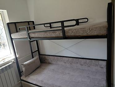 bunk bed: Двухъярусная кровать, Б/у, С выкатной системой — 2