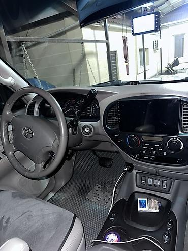 Toyota: Toyota Sequoia: 2006 г., 4.7 л, Автомат, Бензин, Внедорожник — 7