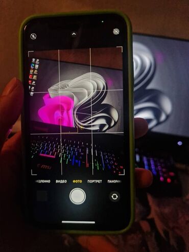 Apple iPhone: IPhone Xr, Б/у, 128 ГБ, Белый, Коробка — 24