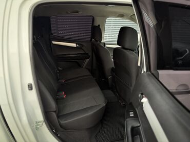 Isuzu: Isuzu D-Max: 2019 г., 2.5 л, Механика, Дизель, Пикап — 9