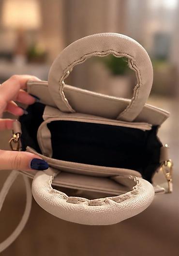 bts canta: 👜 2-ci əl çanta satılır 🤎 ✨ Çox az istifadə olunublar, səliqəli — 4