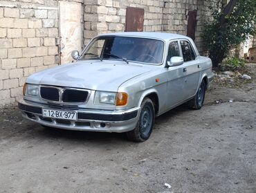 QAZ: QAZ 3110: 2.4 l | 2003 il 182000 km Sedan — 4