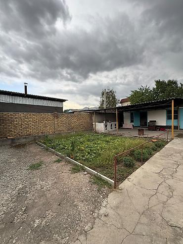 участок долинка: Продается пол дома с большим участком по первой линии в с.Заречное ( — 4